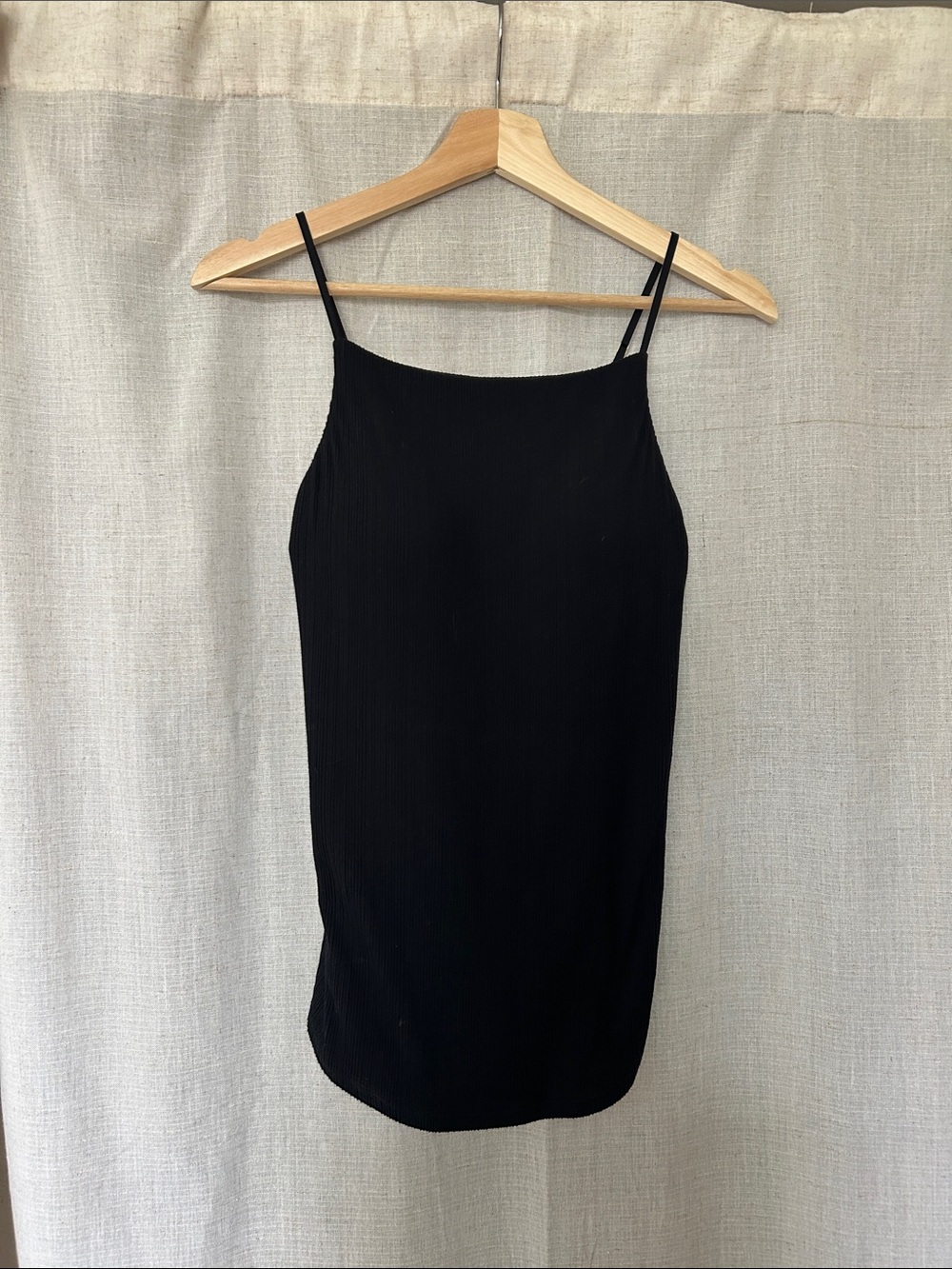 Uniqlo x Mame Kurogouchi Black Ribbed Spaghetti-Strap Camisole